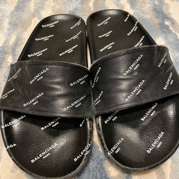 Balenciaga logo slides - Picture 4 of 4
